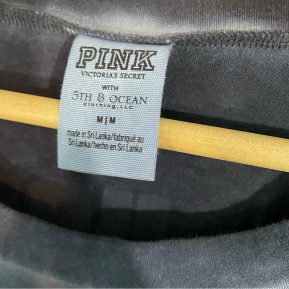 PINK Victoria Secret University of Dayton Flyers UD Navy Blue T-Shirt Pocket Tee - Picture 6 of 10